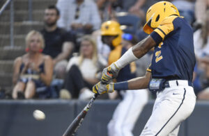 Tevin Tucker, West Virginia offense rolls again in taking series win against K-State
